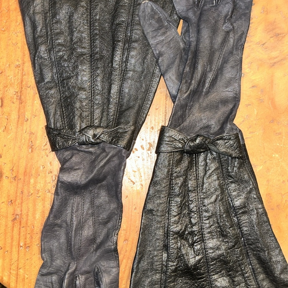 SUPER RARE VTG LAND & BURR Steampunk  elbow length leather gloves pleats & bows - Picture 4 of 6